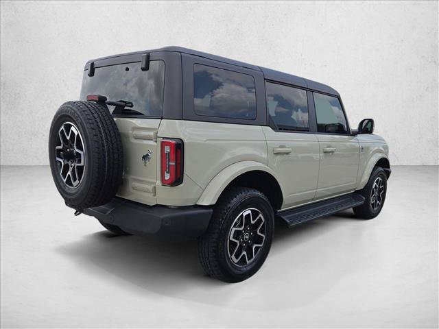 Used 2025 Ford Bronco Outer Banks AWD/4WD image 5