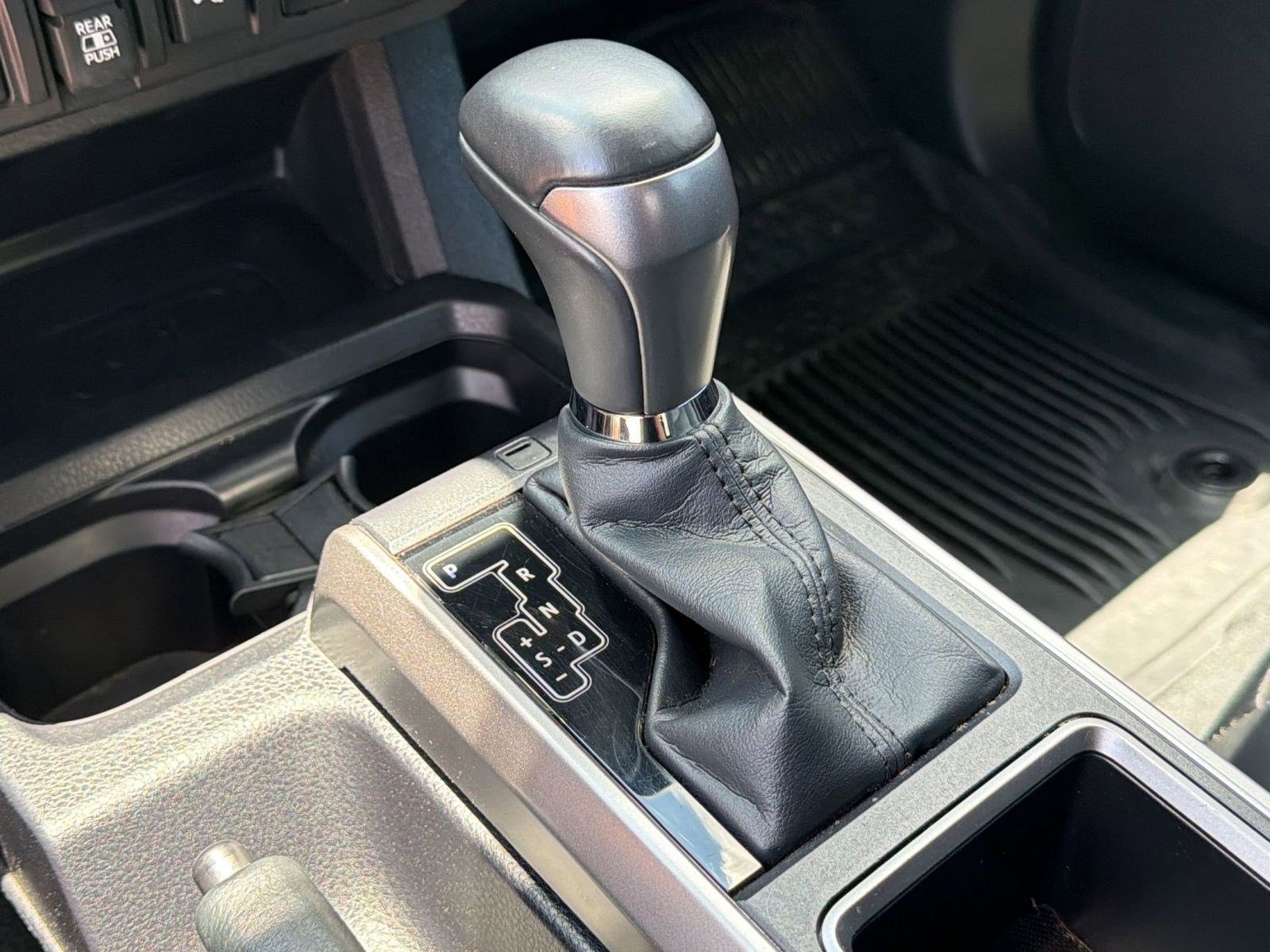 Used 2022 Toyota Tacoma Limited RWD image 19