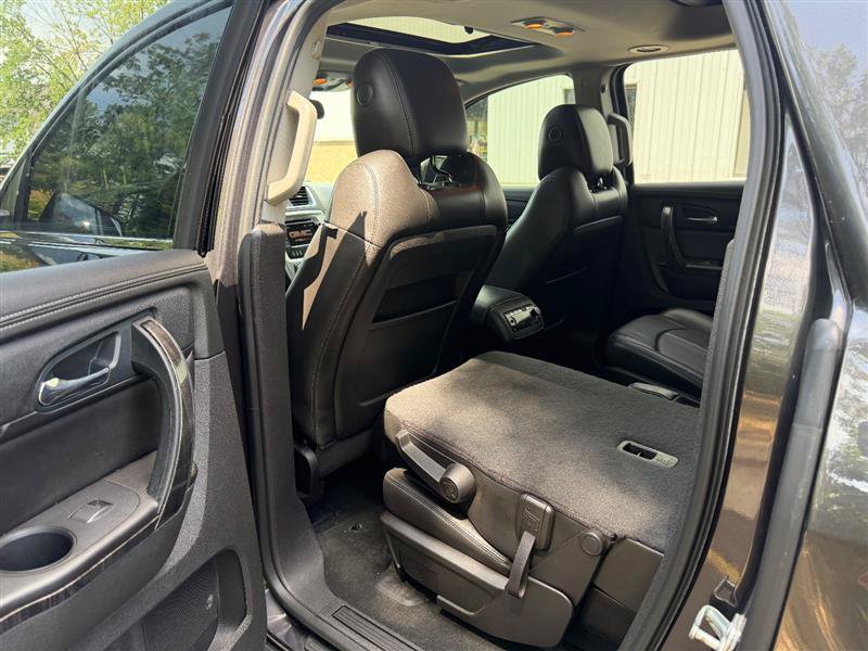 Used 2016 GMC Acadia SLT AWD/4WD image 14