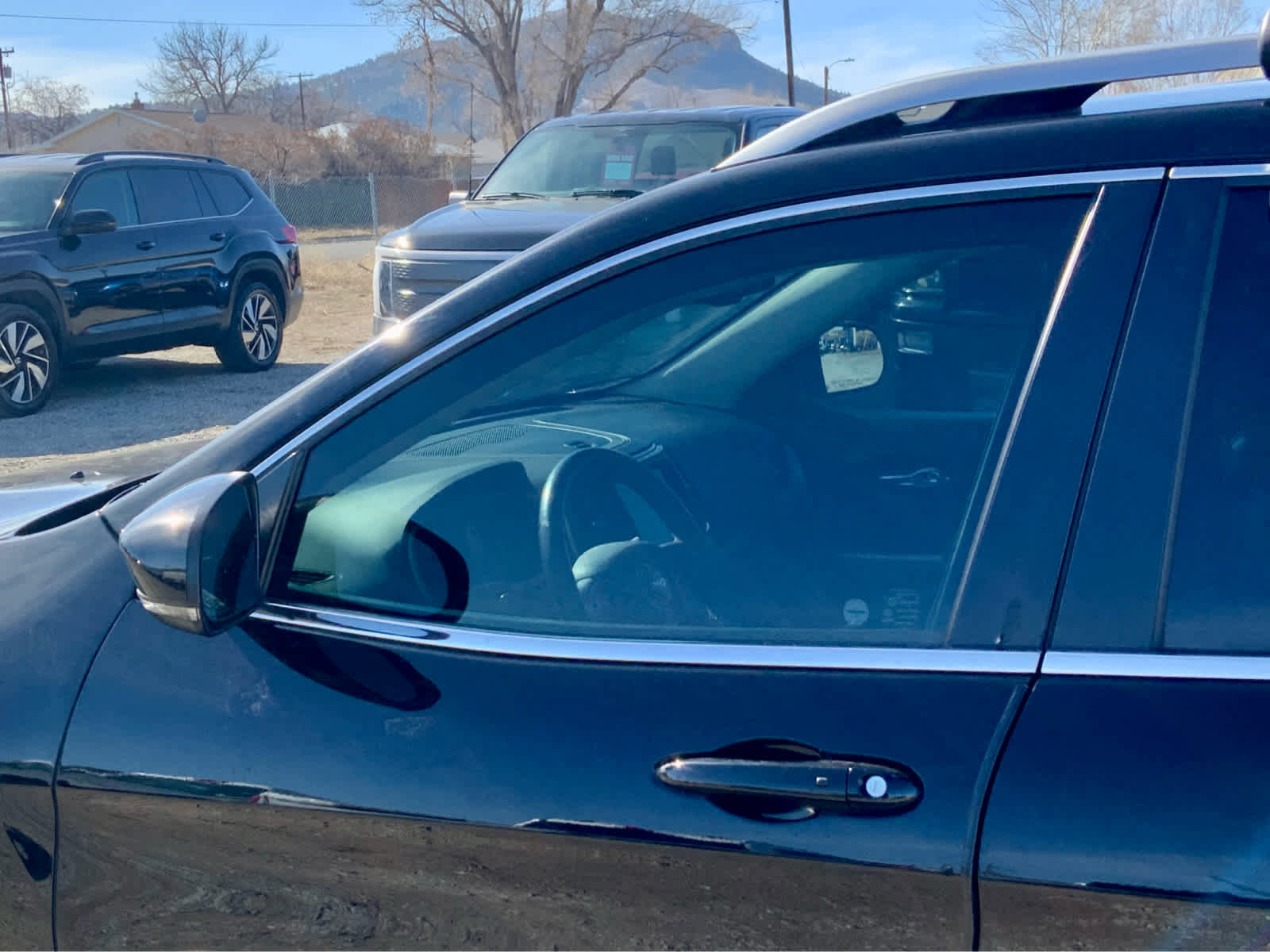 Used 2018 Jeep Cherokee Limited image 11