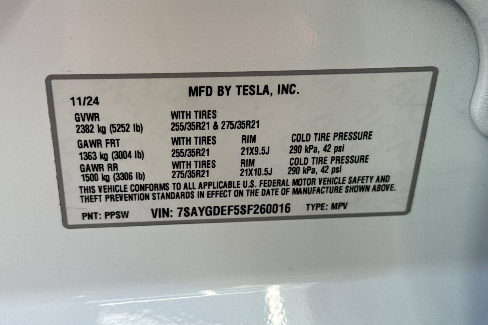 Used 2025 Tesla Model Y Performance AWD/4WD image 29