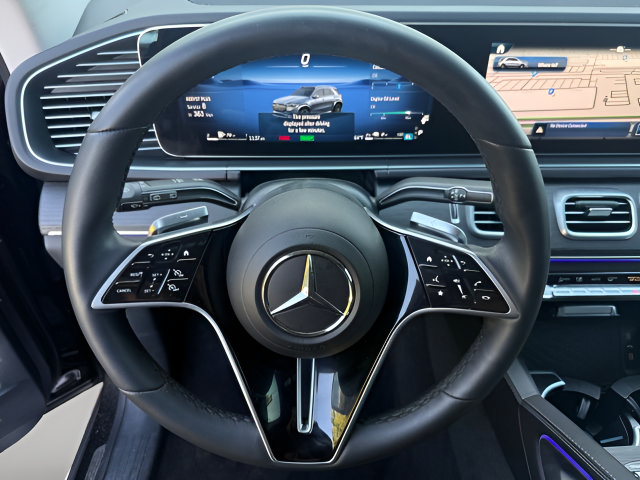 Used 2025 Mercedes-Benz GLE 450e 4MATIC image 17