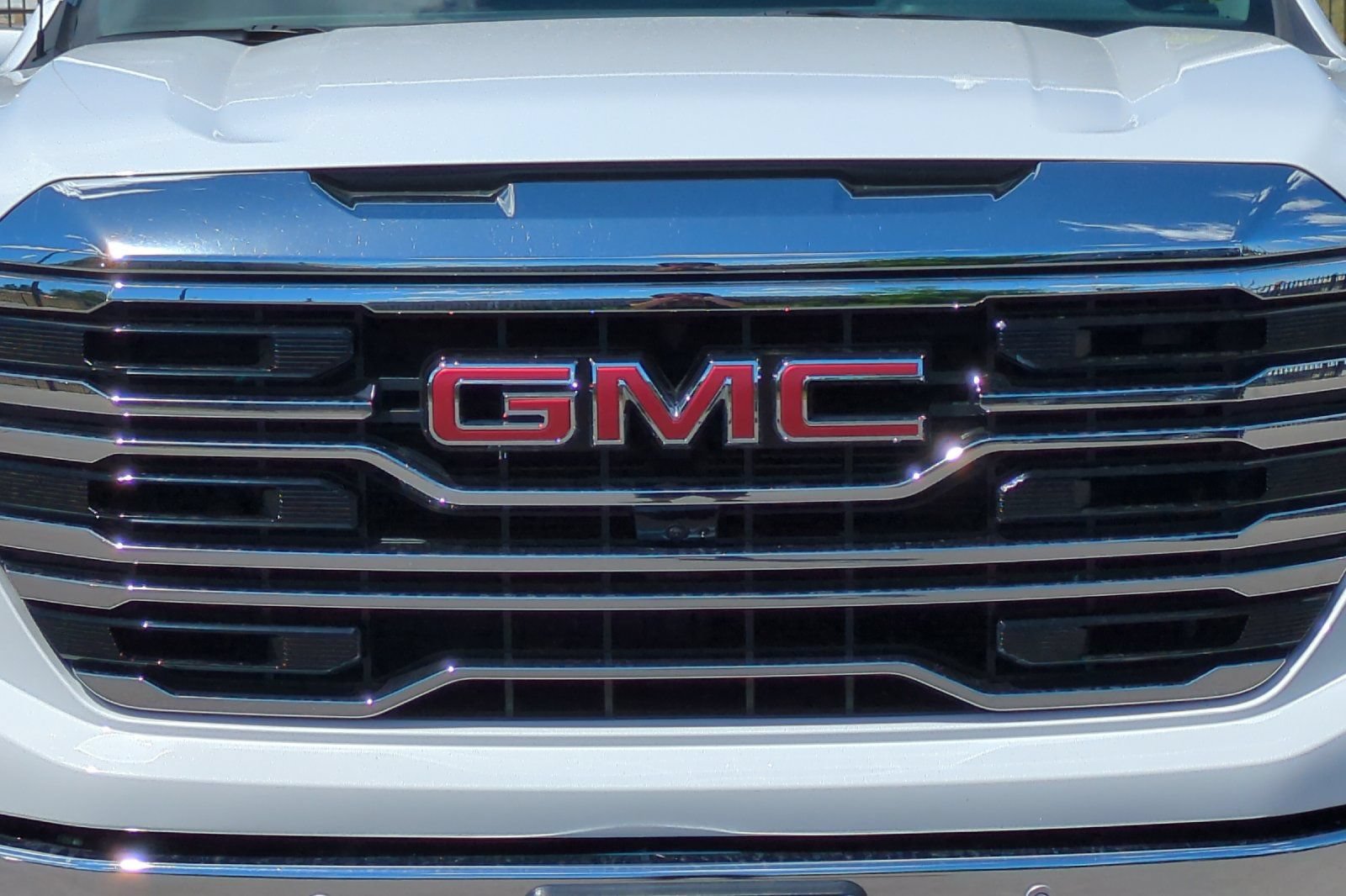 Used 2024 GMC Sierra 1500 SLT w/ SLT Premium Plus Package AWD/4WD image 47