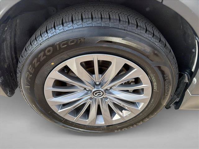 Used 2025 MAZDA CX-90 3.3 Turbo w/ Preferred Package AWD/4WD image 19