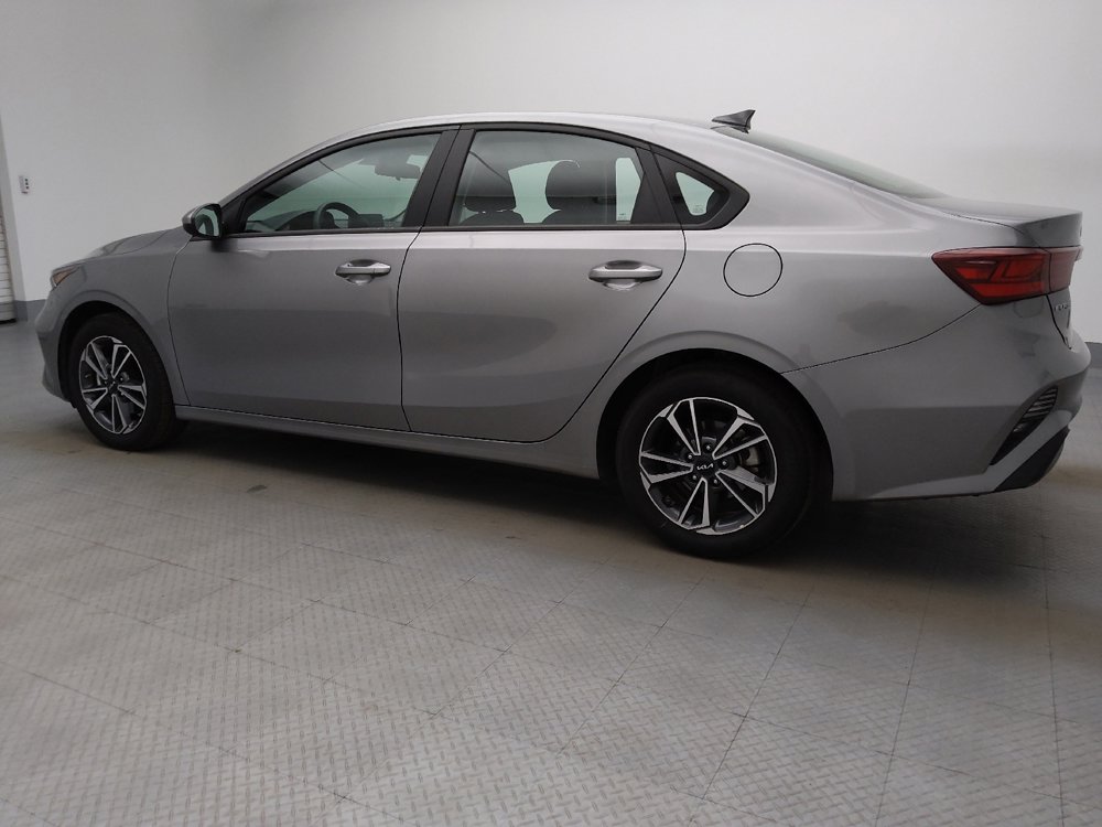 Used 2024 Kia Forte LXS image 3