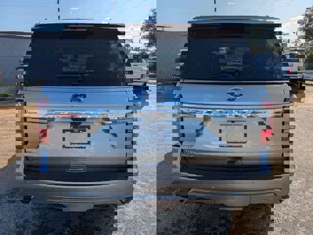 Used 2020 Ford Expedition Limited w/ Equipment Group 302A image 5