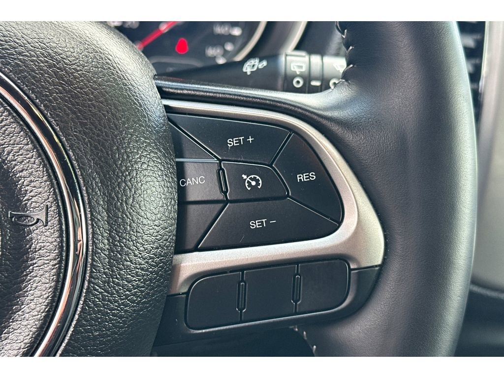 Used 2021 Jeep Compass Latitude image 29