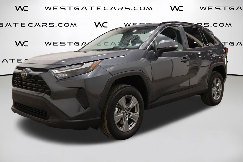 Used 2024 Toyota RAV4 XLE image 1