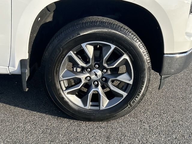 Used 2022 Chevrolet Silverado 1500 LT AWD/4WD image 13