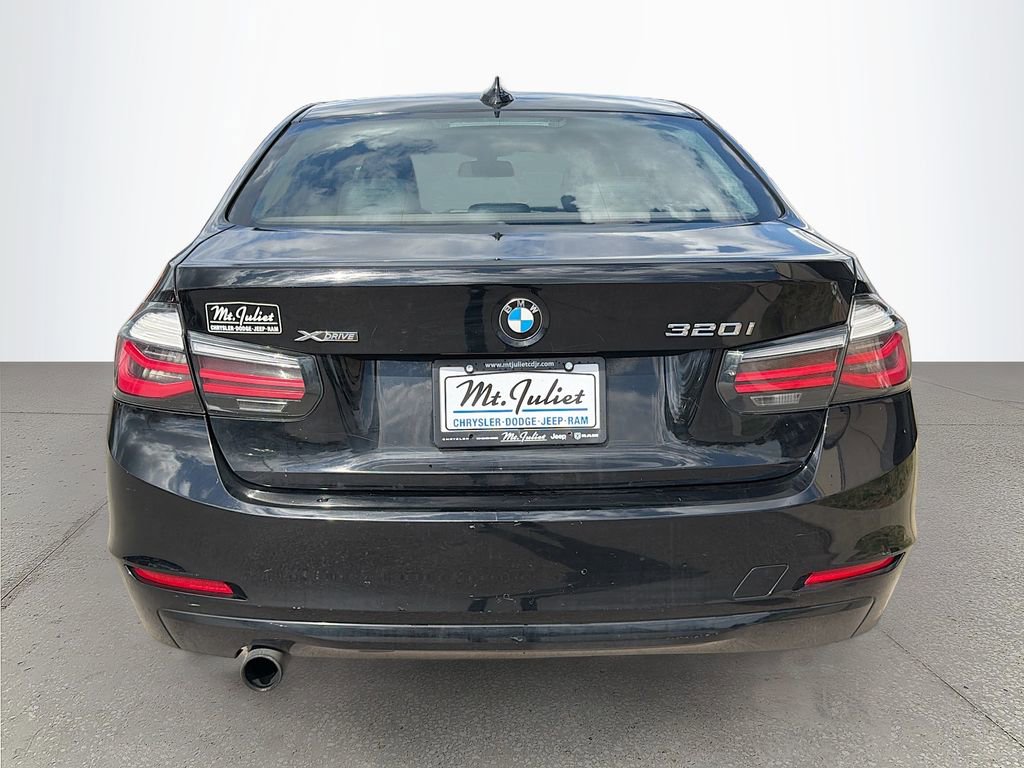 Used 2014 BMW 320i xDrive Sedan image 5