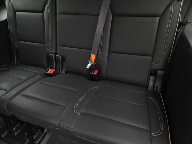 Used 2022 GMC Yukon SLT w/ SLT Premium Package image 17