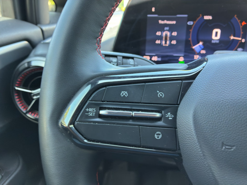 Used 2024 Chevrolet Equinox EV RS FWD image 26