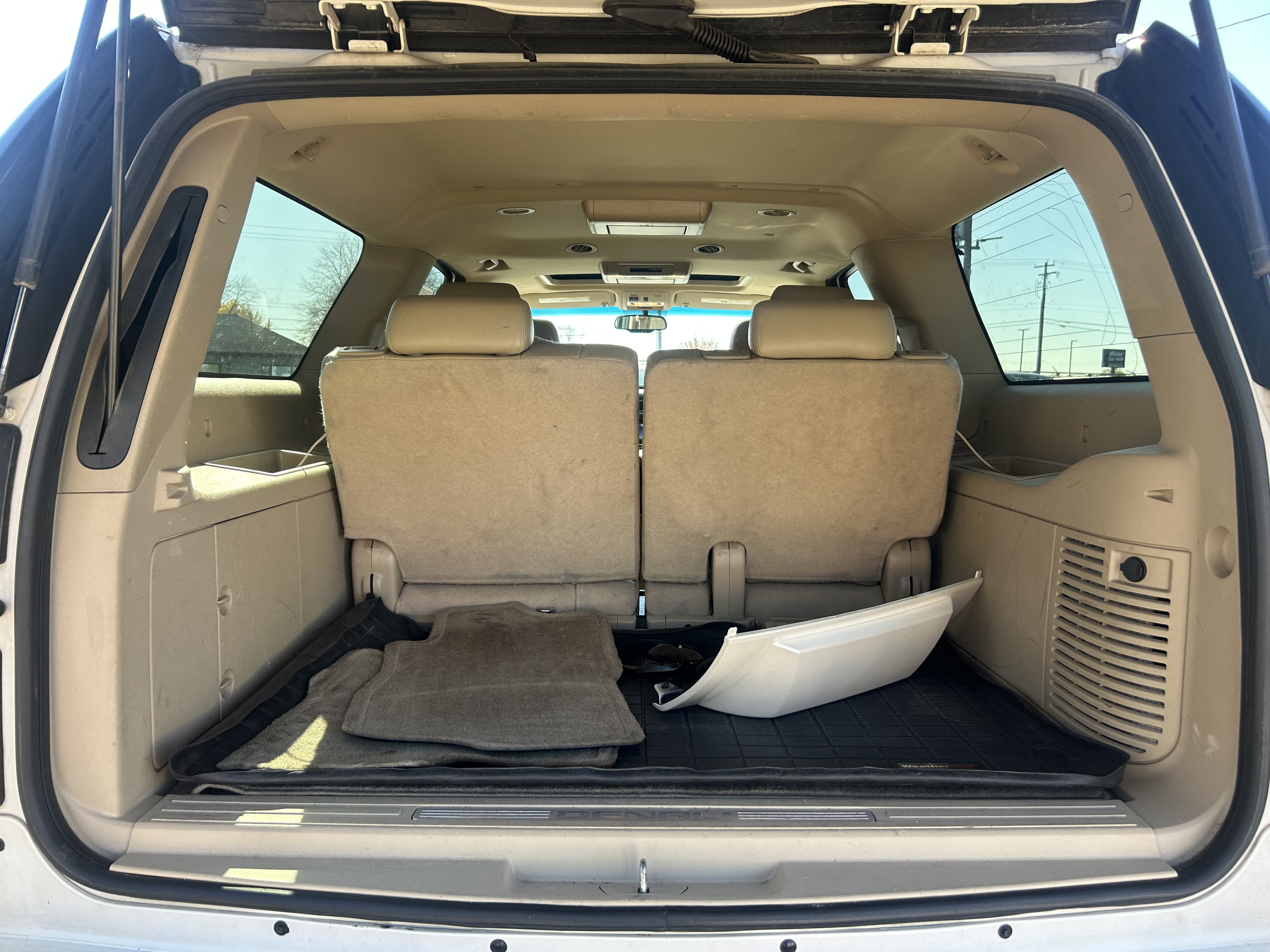 Used 2013 GMC Yukon XL Denali image 10