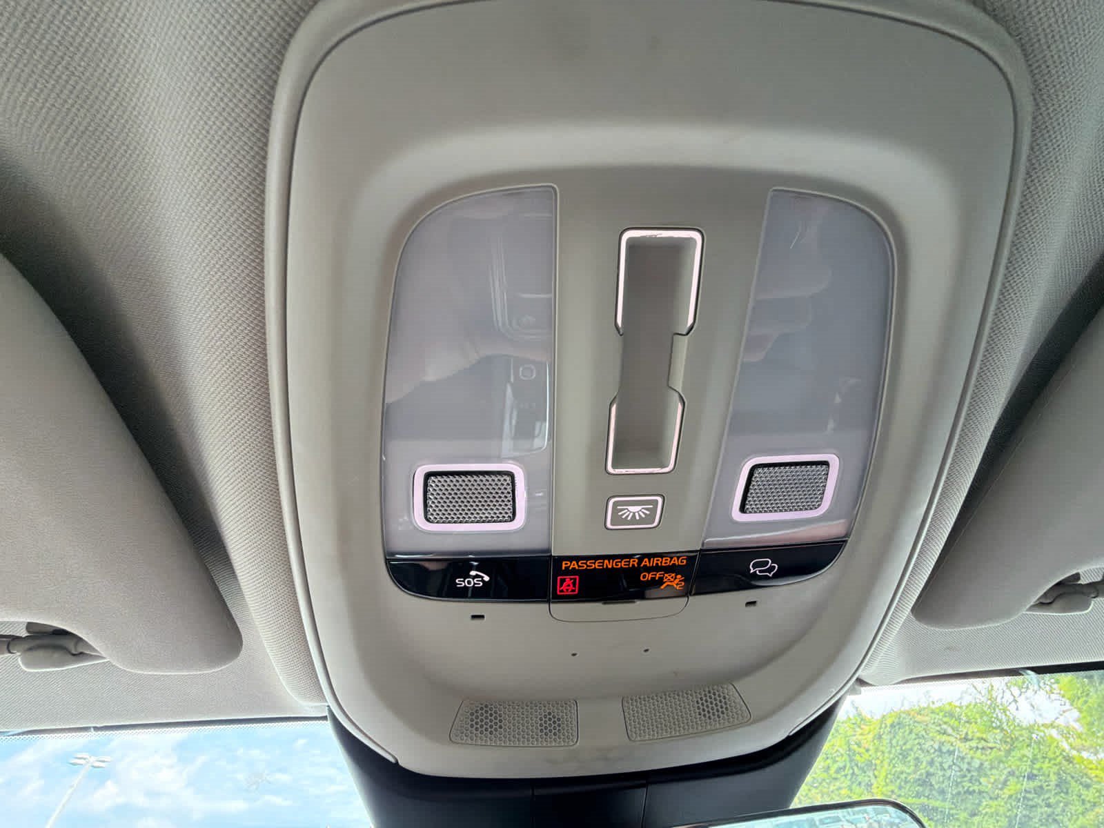 Used 2025 Volvo S60 B5 Plus FWD image 34