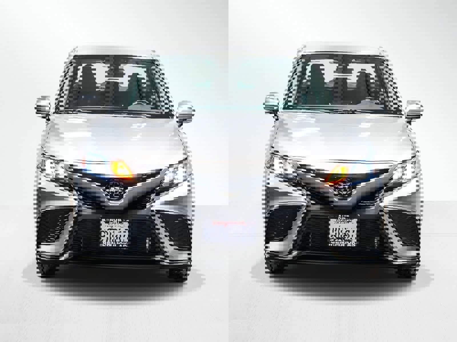 Used 2023 Toyota Camry SE w/ Protection Package (Q2) (TMS) FWD image 3