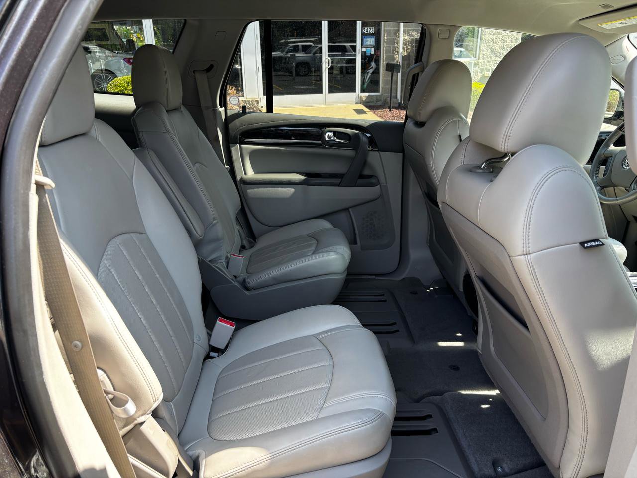 Used 2017 Buick Enclave Leather AWD/4WD image 23