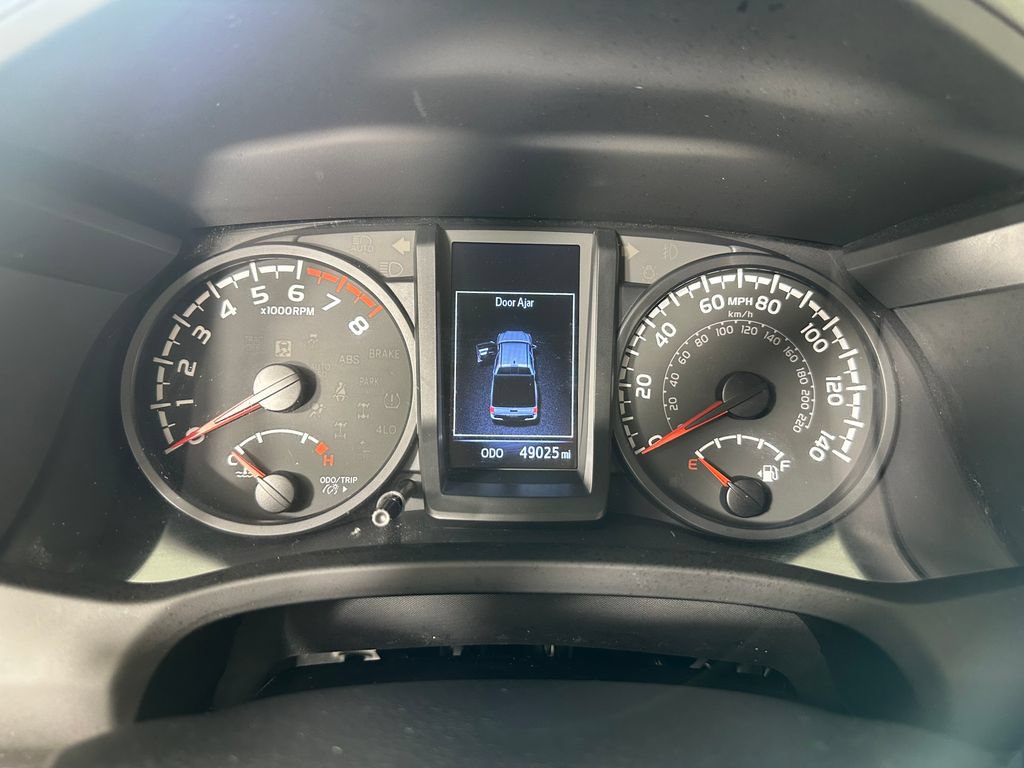 Used 2022 Toyota Tacoma SR AWD/4WD image 24
