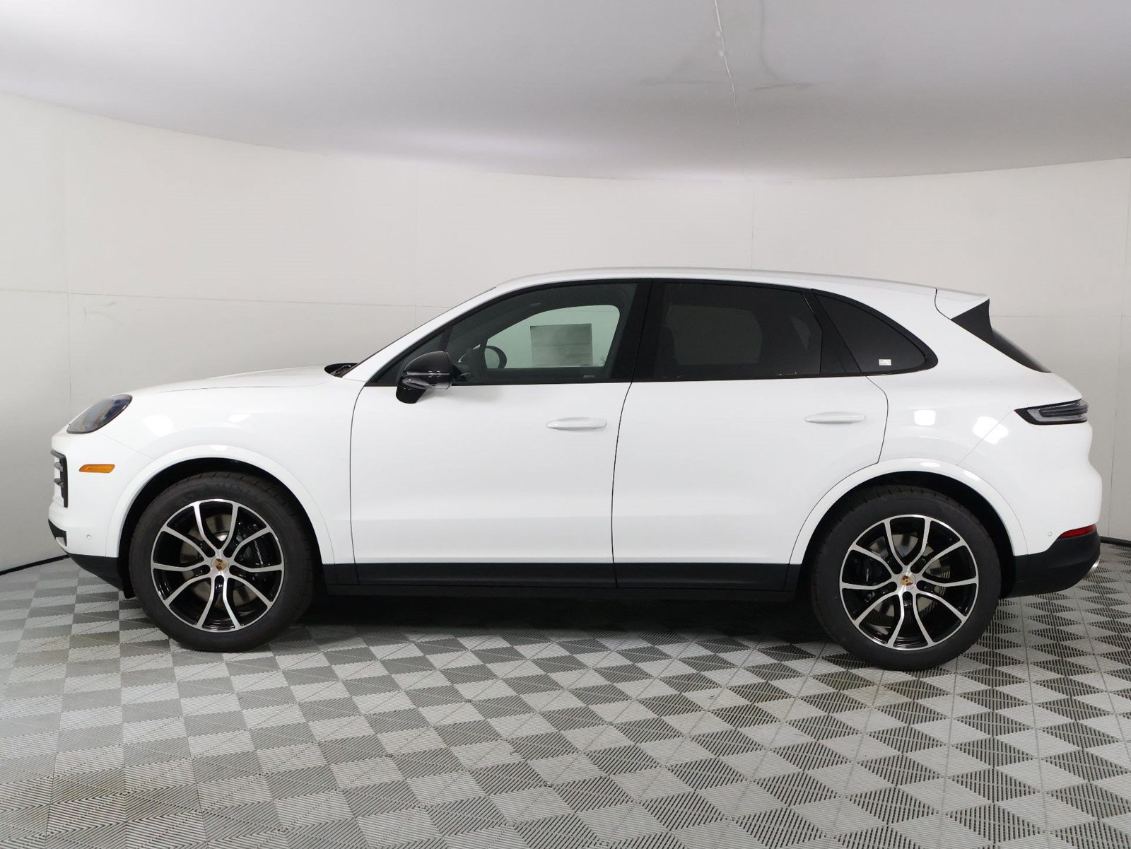New 2026 Porsche Cayenne S AWD/4WD image 2