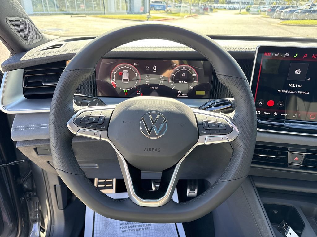 New 2026 Volkswagen Tiguan SE R-Line image 27
