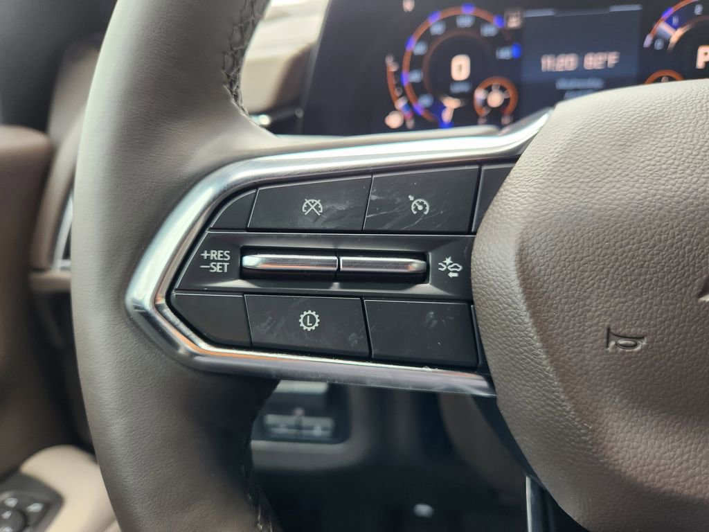 Used 2025 Chevrolet Tahoe Z71 w/ Comfort Package AWD/4WD image 28