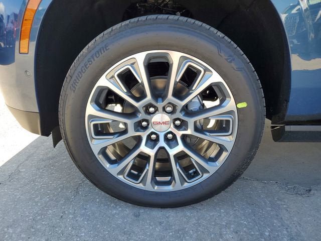 New 2026 GMC Yukon XL Denali w/ Denali Reserve Package AWD/4WD image 6
