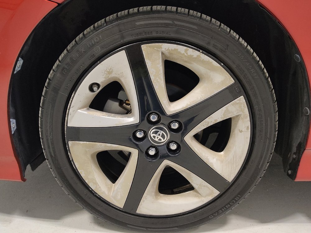 Used 2016 Toyota Prius Three Touring image 31