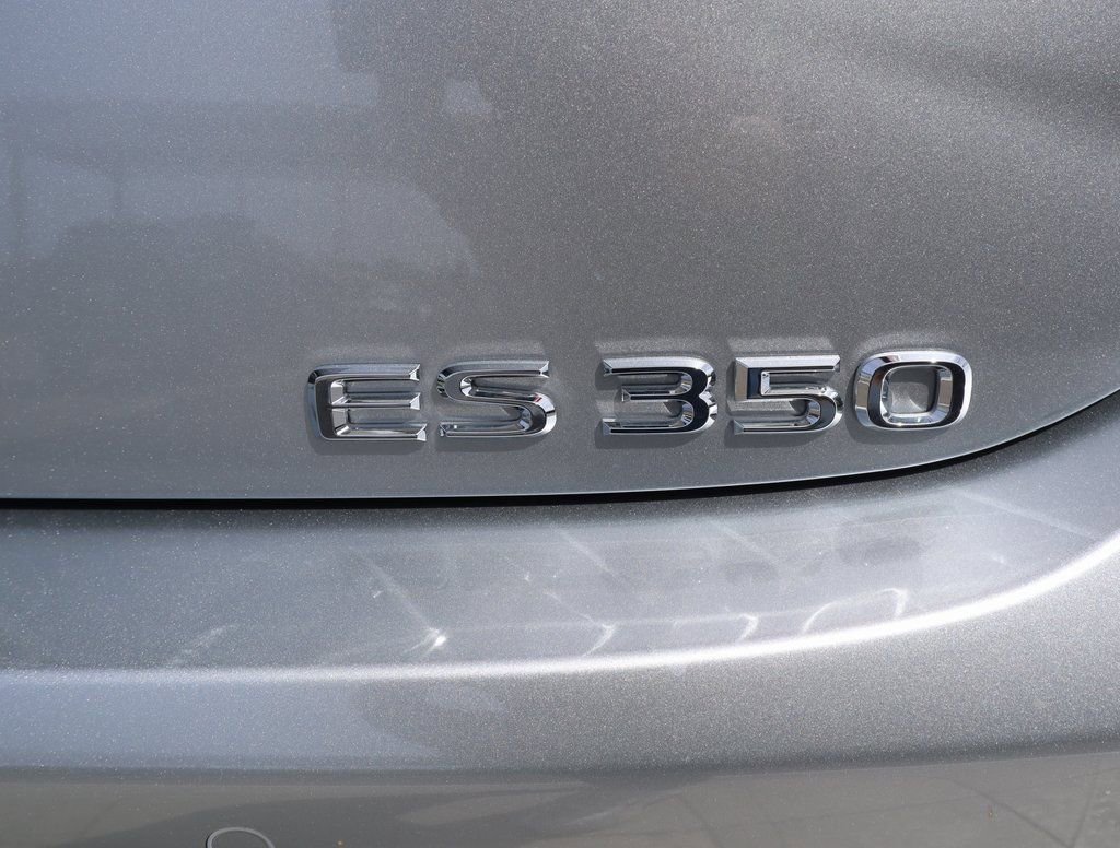 Used 2025 Lexus ES 350 w/ Premium Package image 17