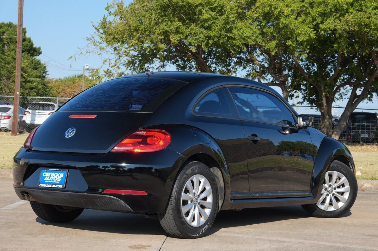 Used 2013 Volkswagen Beetle 2.5 FWD image 3