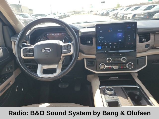 Used 2024 Ford Expedition Max Limited image 4
