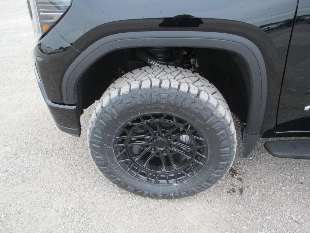 New 2026 GMC Sierra 1500 AT4 AWD/4WD image 14