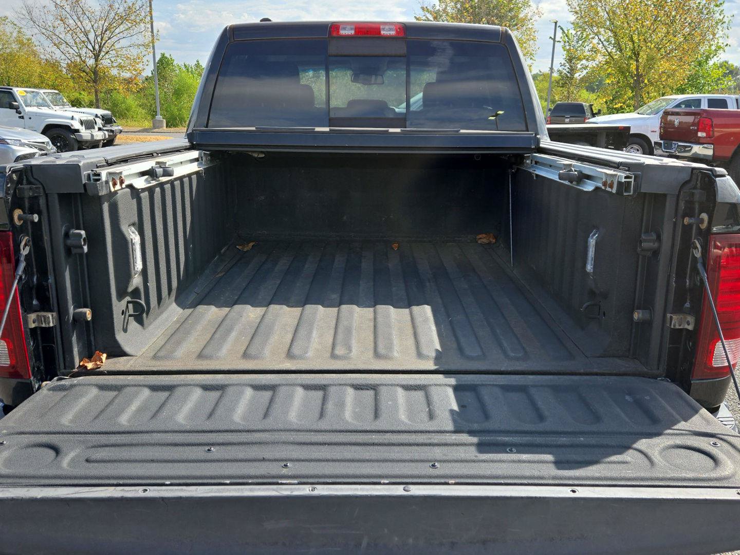 Used 2016 RAM 1500 Sport w/ Black Ram 1500 Sport Group AWD/4WD image 14