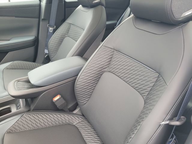 New 2026 Nissan Leaf Platinum+ w/ Cargo Package (Platinum+) image 8