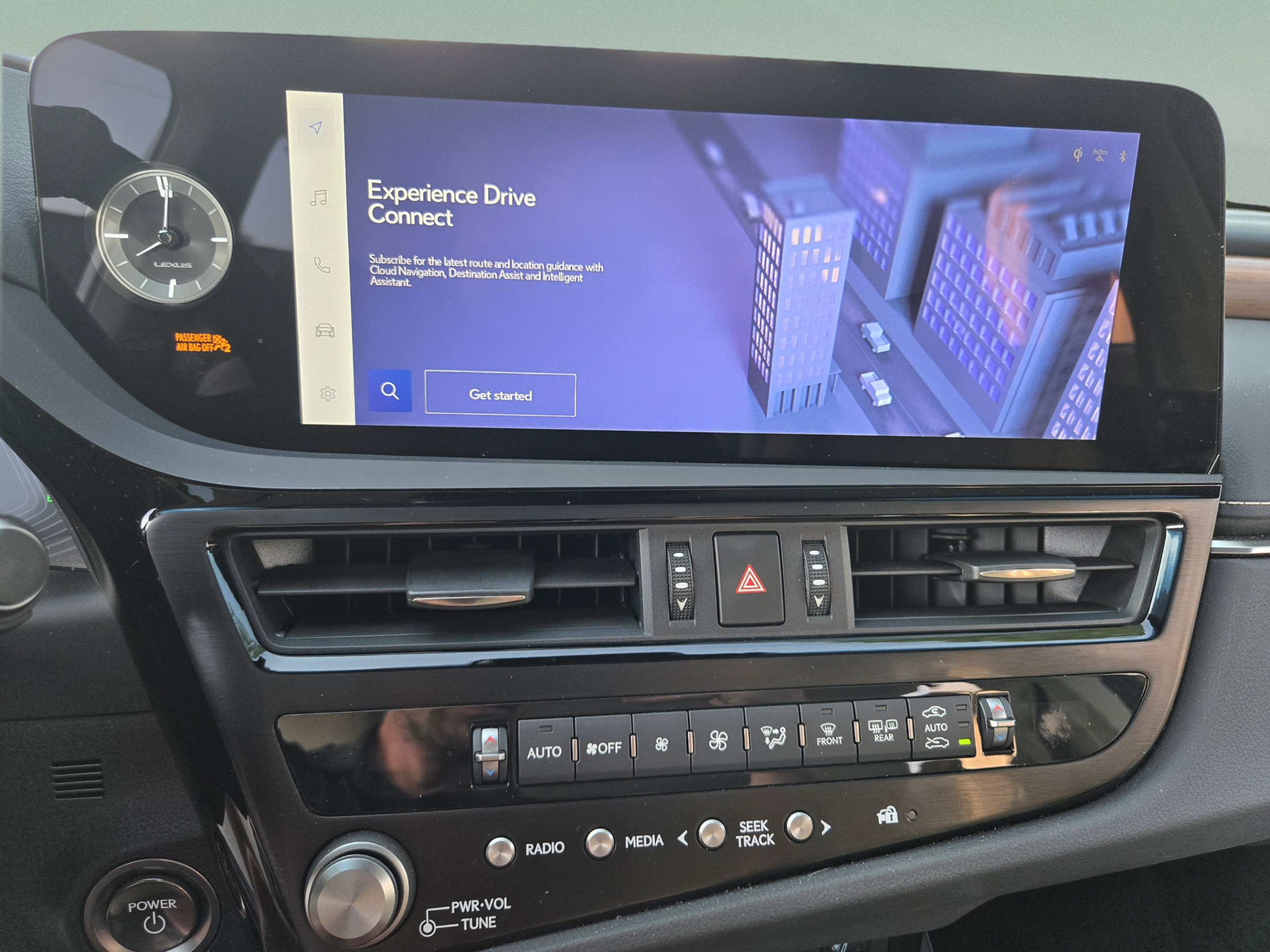 Certified 2025 Lexus ES 300h Ultra Luxury w/ Accessory Package (Z2) FWD image 20