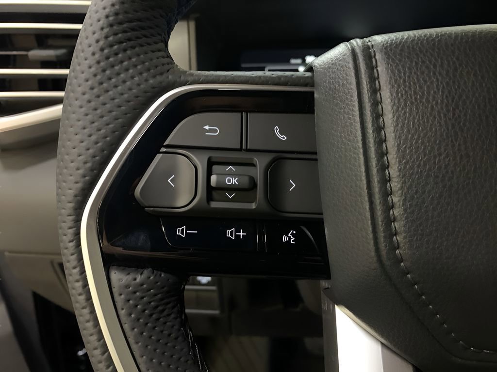 New 2025 Toyota Tundra Platinum image 24