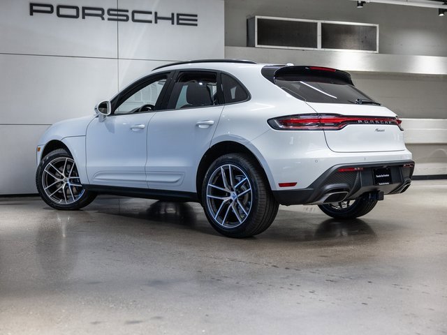 New 2026 Porsche Macan image 3