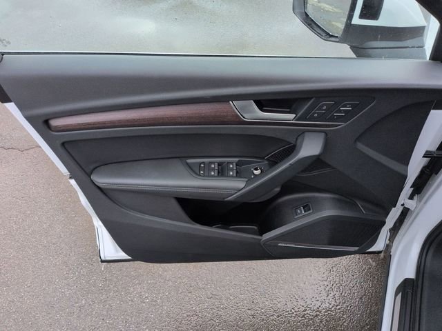 Used 2021 Audi Q5 2.0T Premium Plus w/ Premium Plus Package image 6