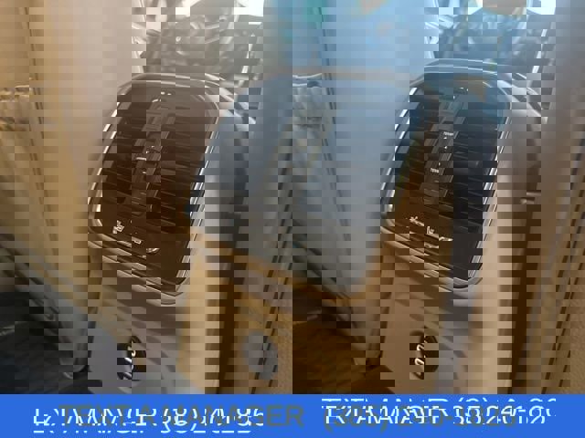 Used 2025 Porsche Macan image 16