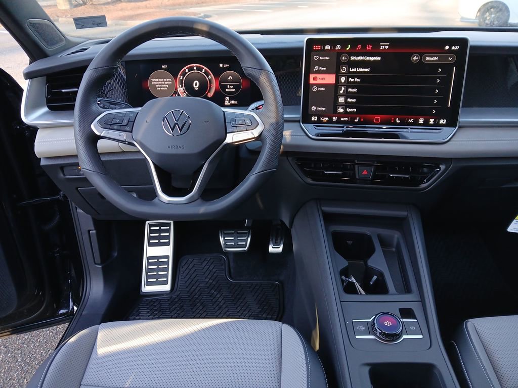 New 2026 Volkswagen Tiguan SE R-Line image 13