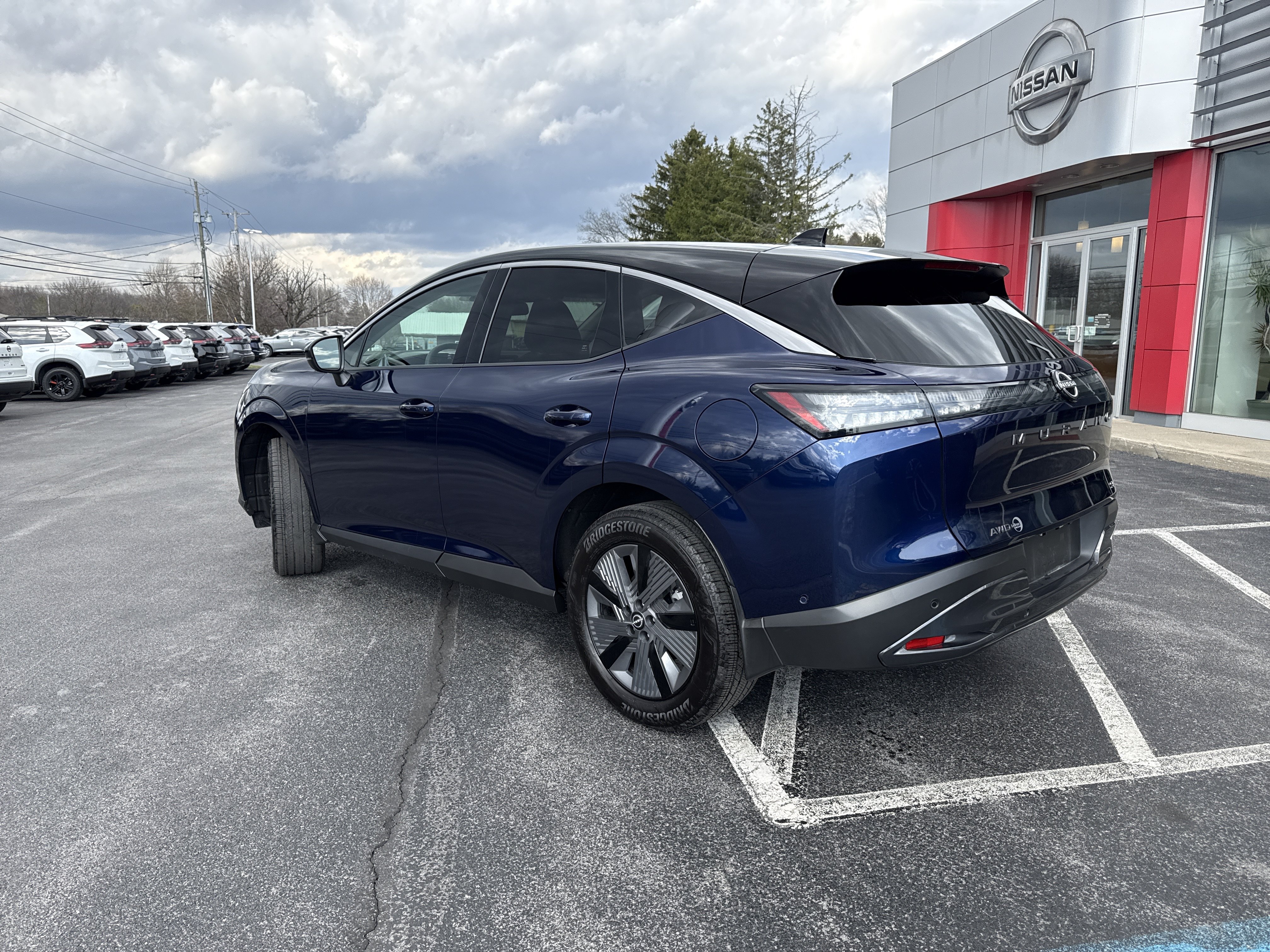 Used 2025 Nissan Murano SL AWD/4WD image 12