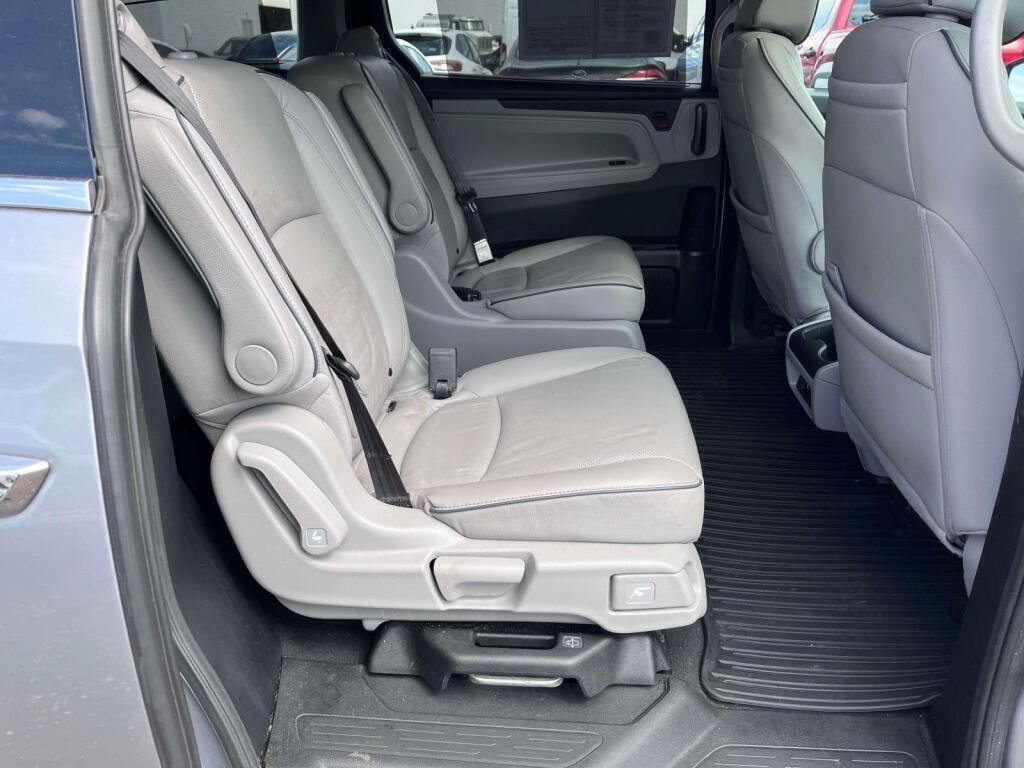 Used 2022 Honda Odyssey Elite image 23