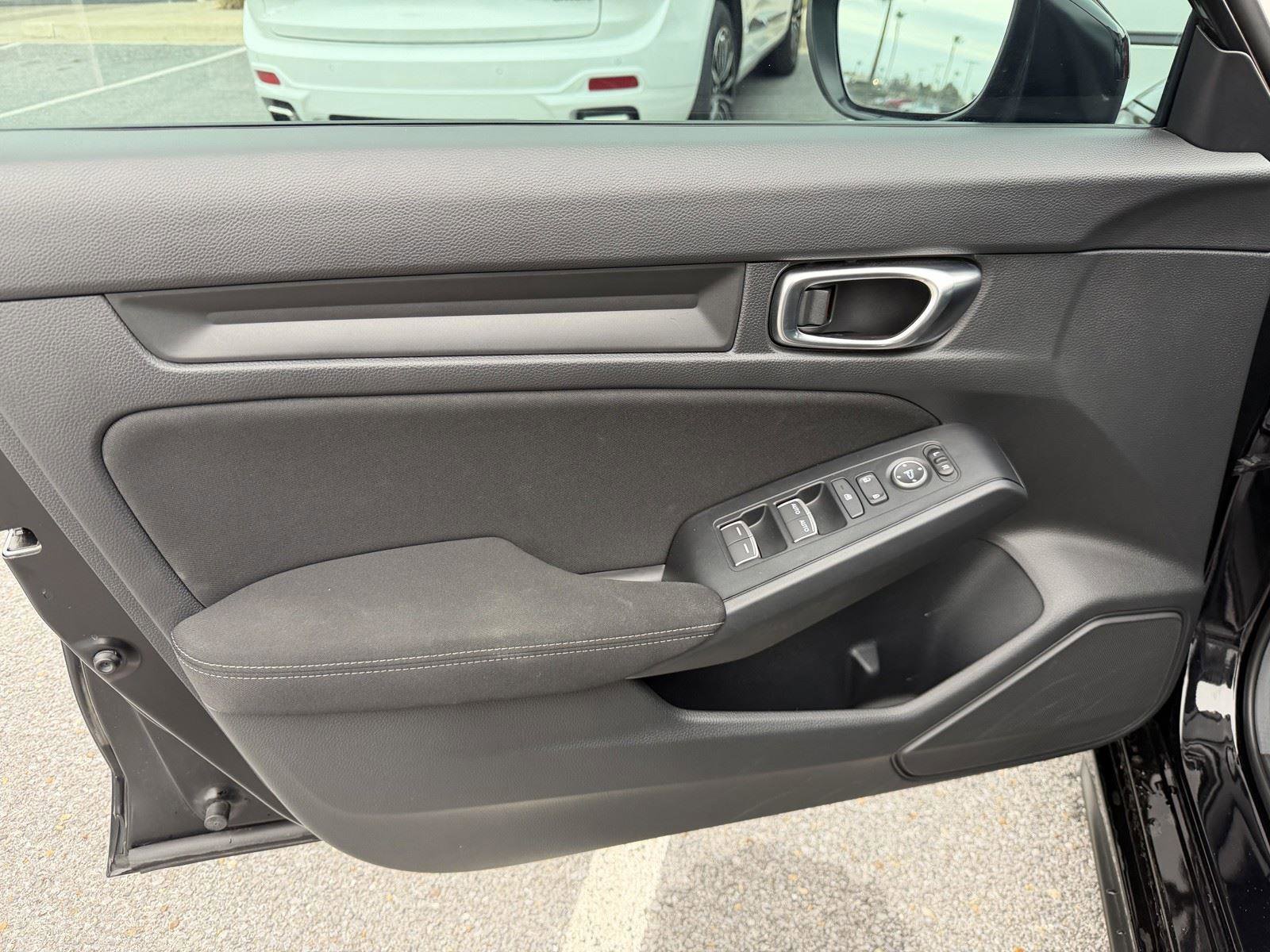 Used 2024 Honda Civic Sport image 11