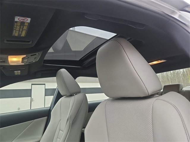 Used 2014 Lexus IS 350 AWD image 19