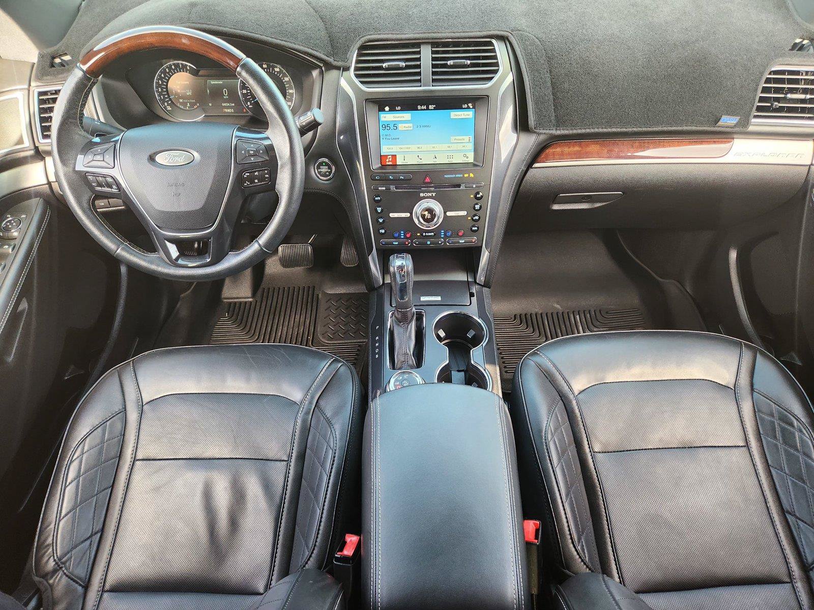 Used 2018 Ford Explorer Platinum AWD/4WD image 19