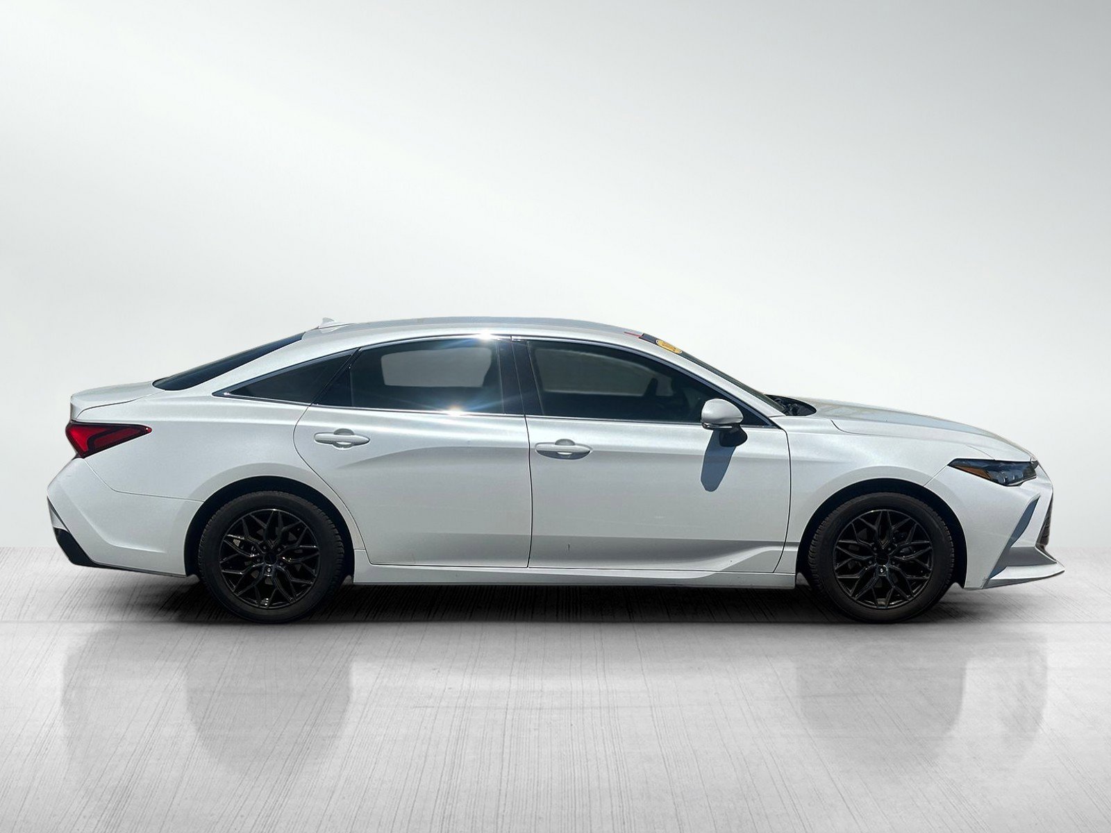 Used 2021 Toyota Avalon XLE FWD image 8