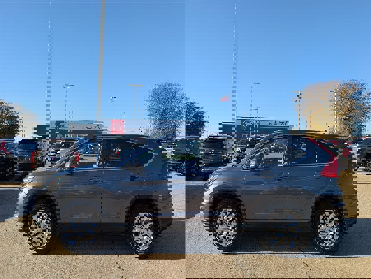 Used 2015 Honda CR-V EX image 3