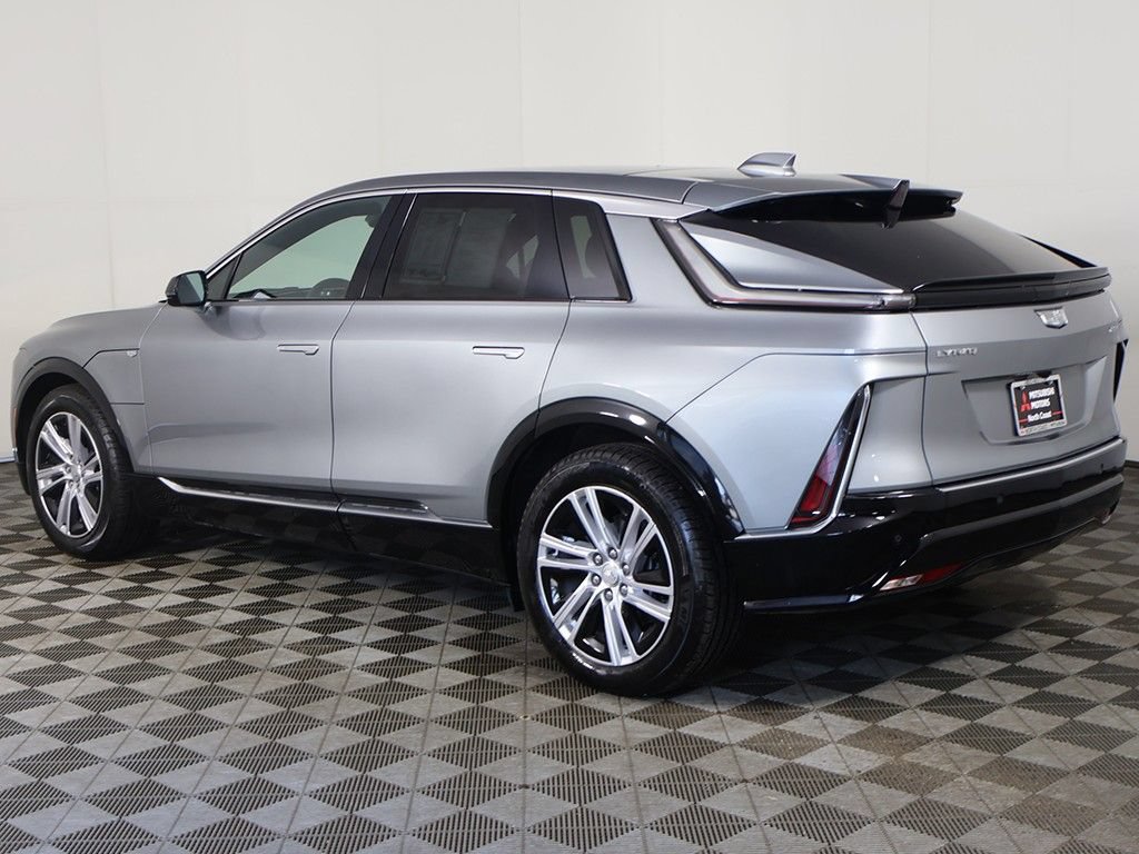 Used 2024 Cadillac Lyriq Tech RWD image 10