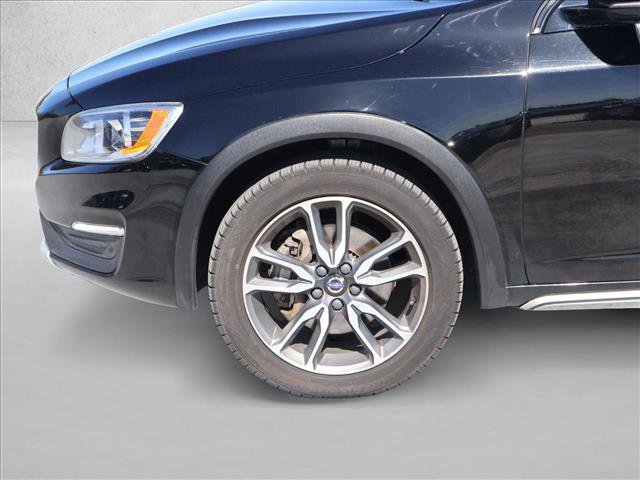 Used 2018 Volvo V60 T5 Cross Country w/ Convenience Package image 29