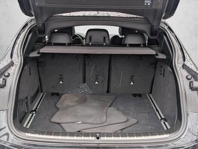 Used 2022 BMW X4 xDrive30i w/ Parking Assistance Package image 6