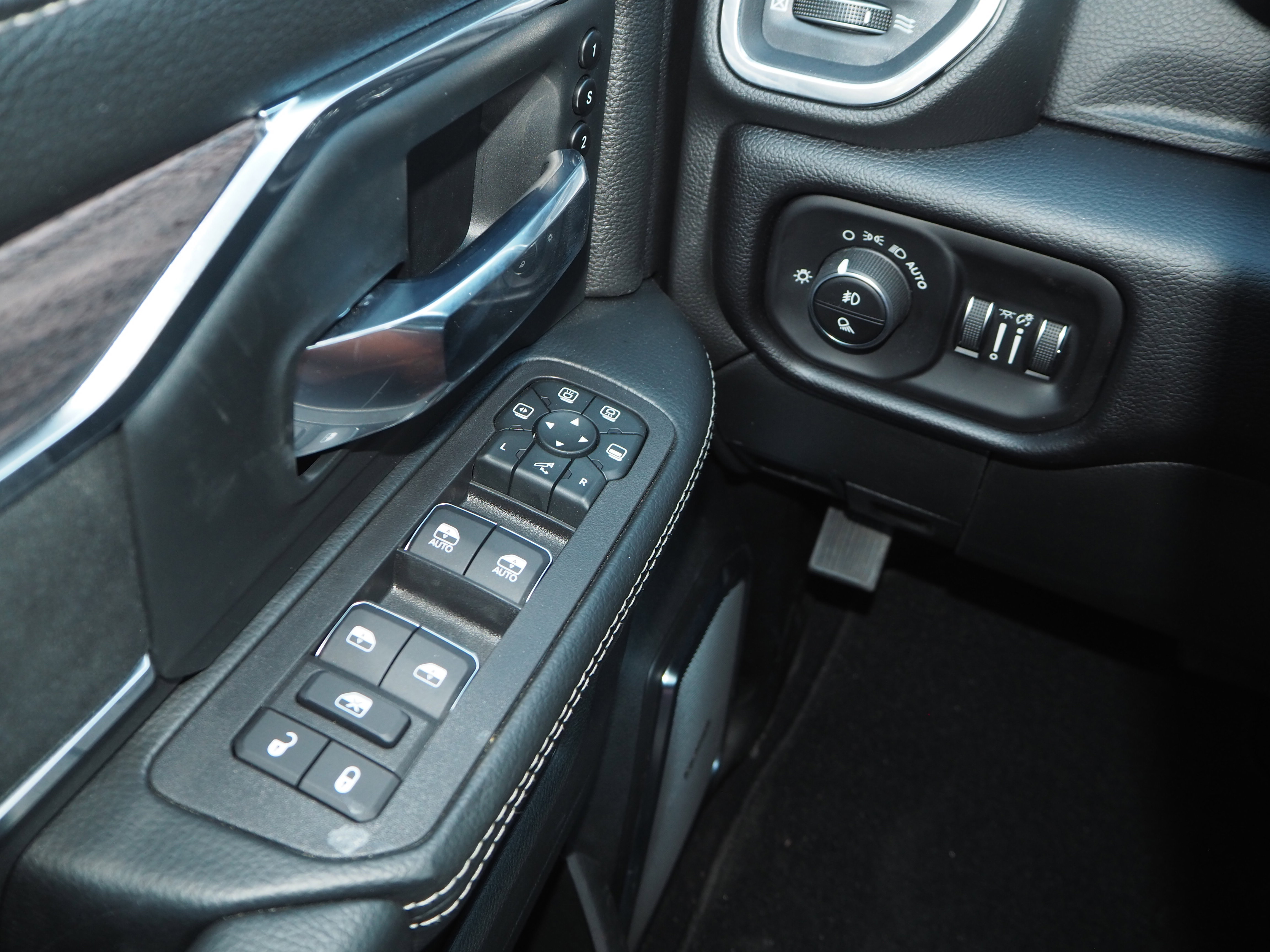 New 2026 RAM 2500 Laramie image 32