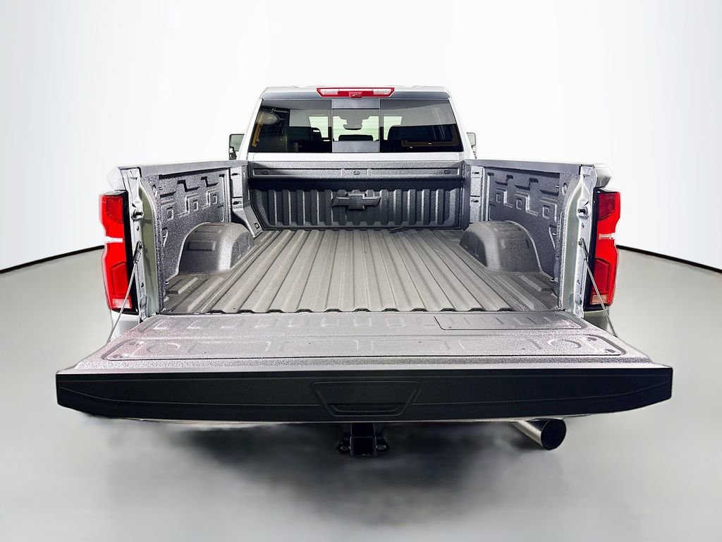 New 2025 Chevrolet Silverado 3500 High Country w/ Technology Package image 6